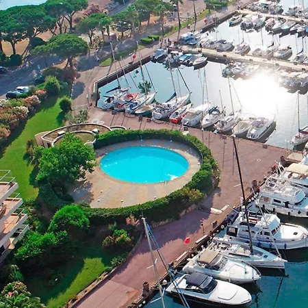 Διαμέρισμα Marina Bella